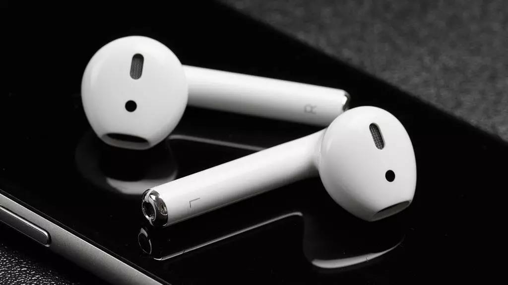 蘋果Airpods 3耳機怎么切換歌曲